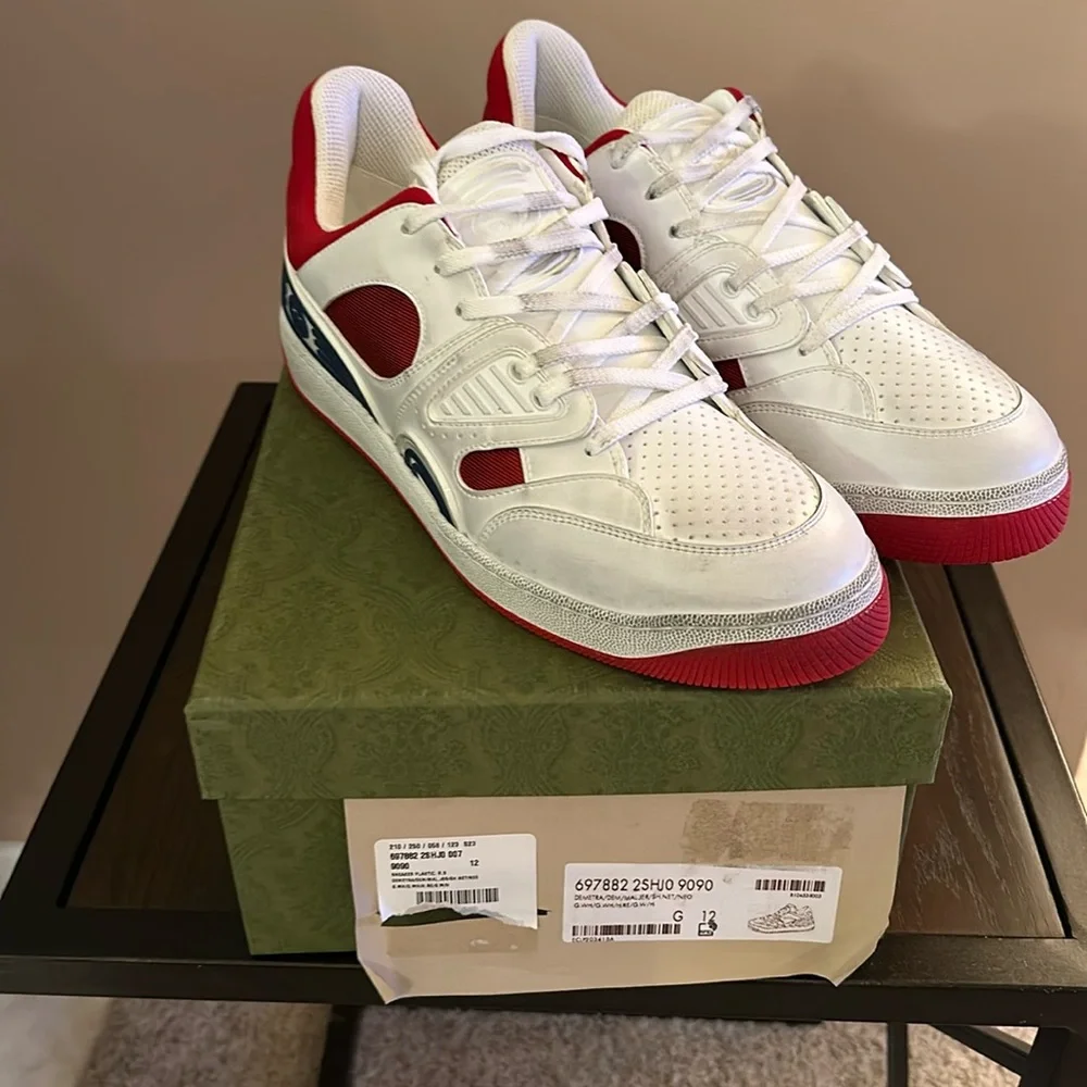 Gucci Men Low Top Sneakers